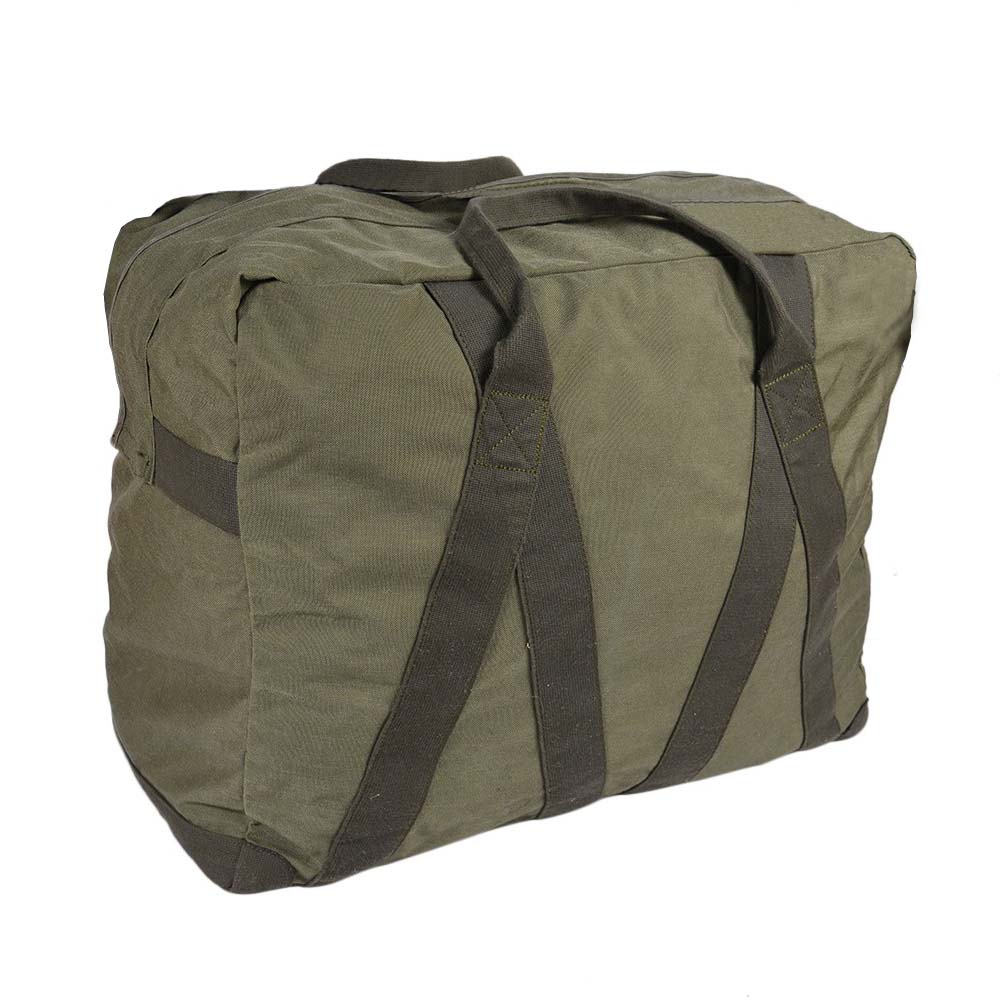 楽天市場】ドイツ軍放出品 パイロットバッグ 85L 大型 [ 破損あり