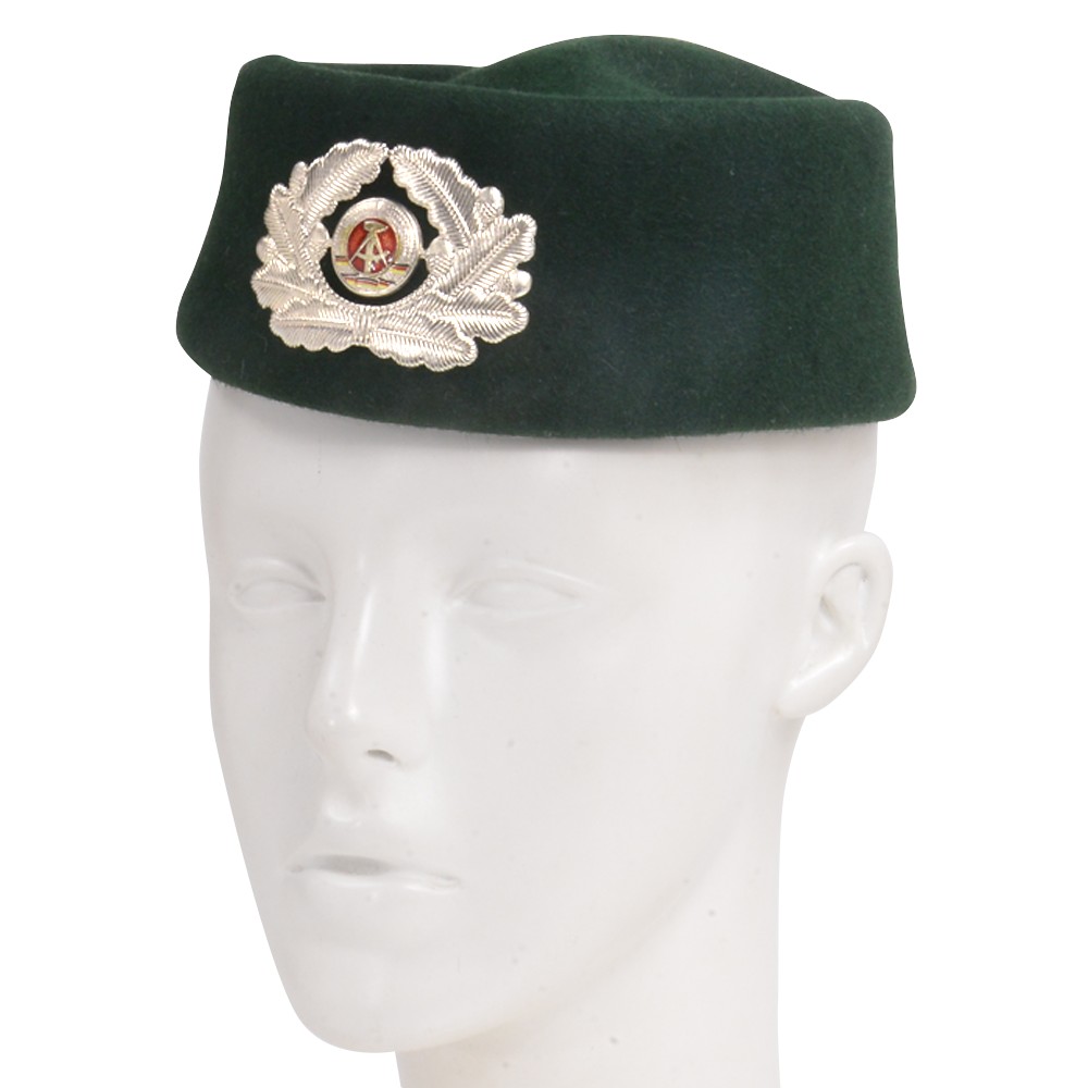 ドイツ連邦軍 制帽(砲兵科) サイズ58cm ドイツ連邦軍 制帽(砲兵科