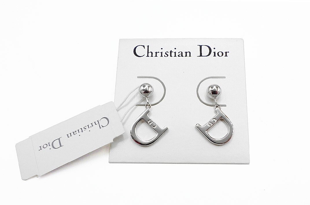 楽天市場】Dior (ディオール）ピアス D シルバーカラー【中古】【人気
