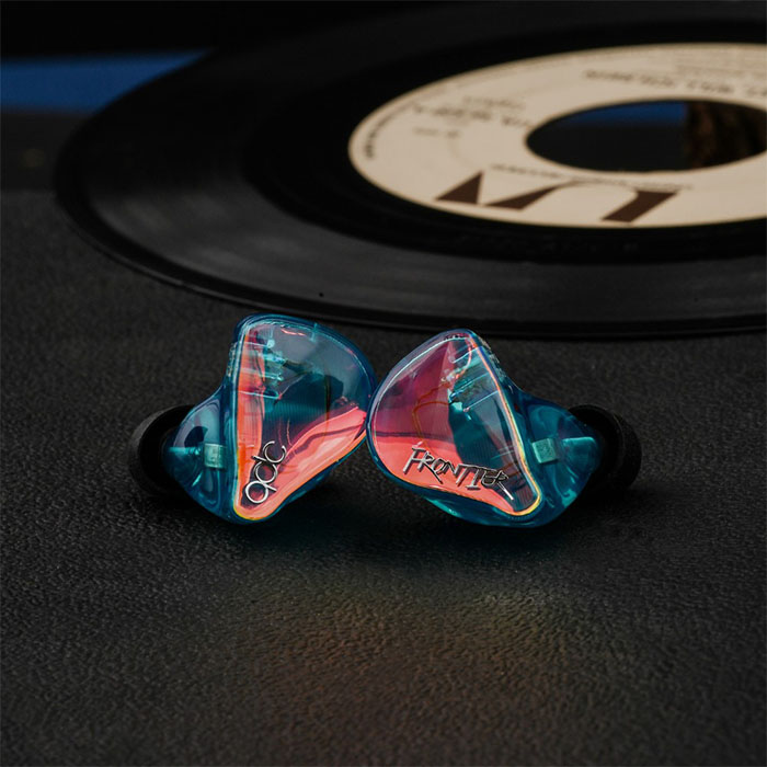 楽天市場】qdc FRONTIER Emerald 有線 イヤホン カナル型 リケーブル