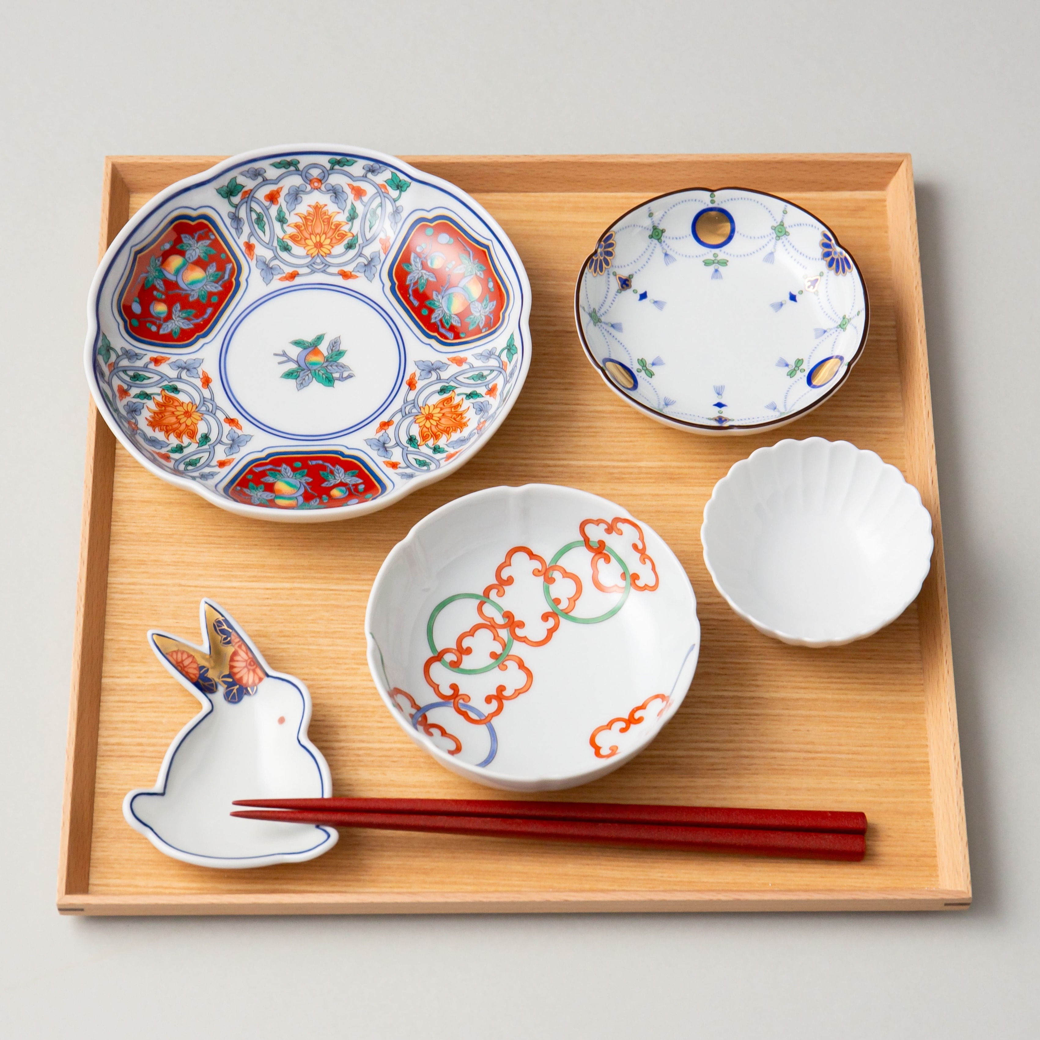 鍋島焼 其泉 桃絵 角皿 5枚セット 其泉色鍋島｜有田焼なら賞美堂本店