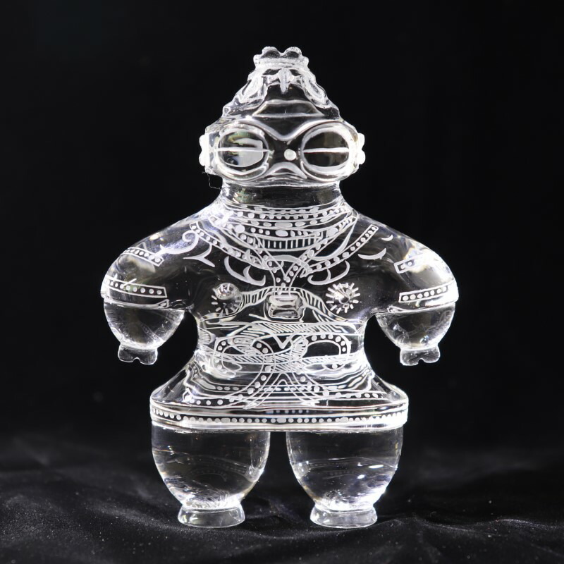 伝統工芸士 保山作 水晶彫刻 布袋像 台座付き 伝統工芸士 保山作