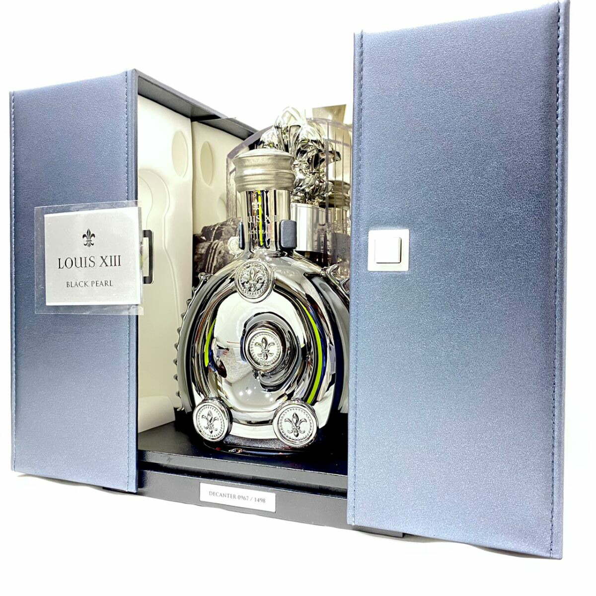 ルイ13世ブラックパール観音箱 プレミアムコニャック「ルイ13世