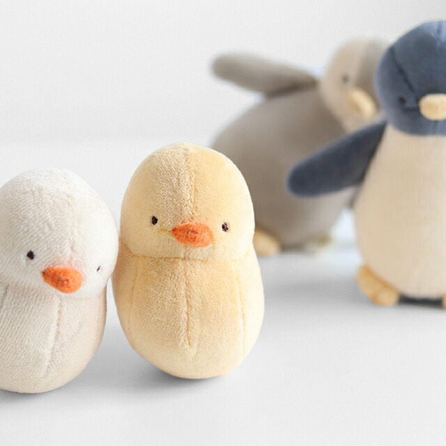 エルメスの子供向け(鈴入りなので振ると鳴ります)ぬいぐるみです