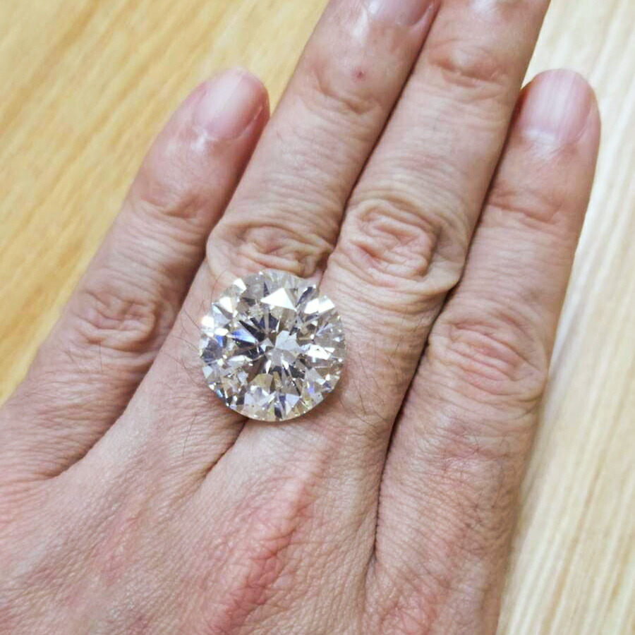 楽天市場】【CGL鑑定書付 】超大粒！ 26.06ct L SI-2 3EX 天然