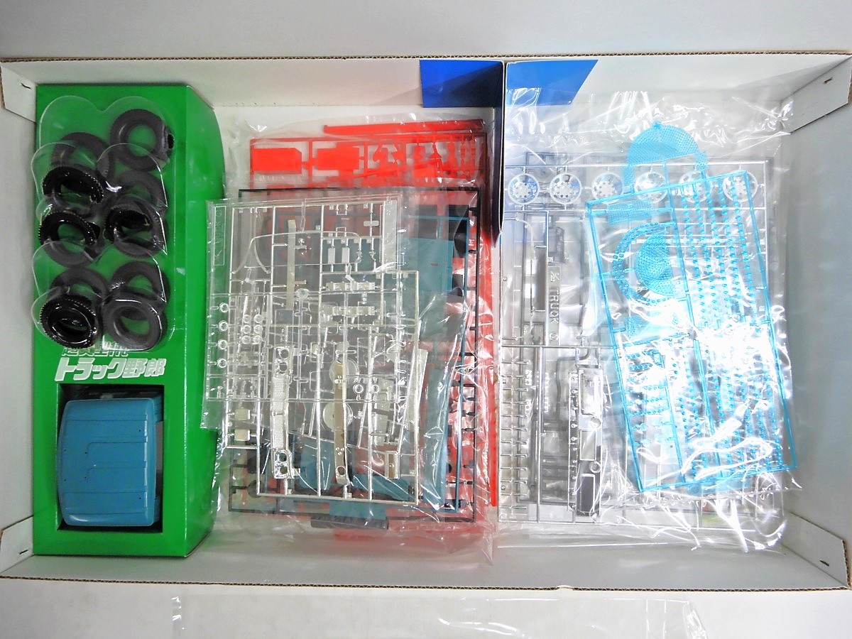 バンダイ 1/20 トラック野郎 熱風5000キロ 未組立 バンダイ 1/20