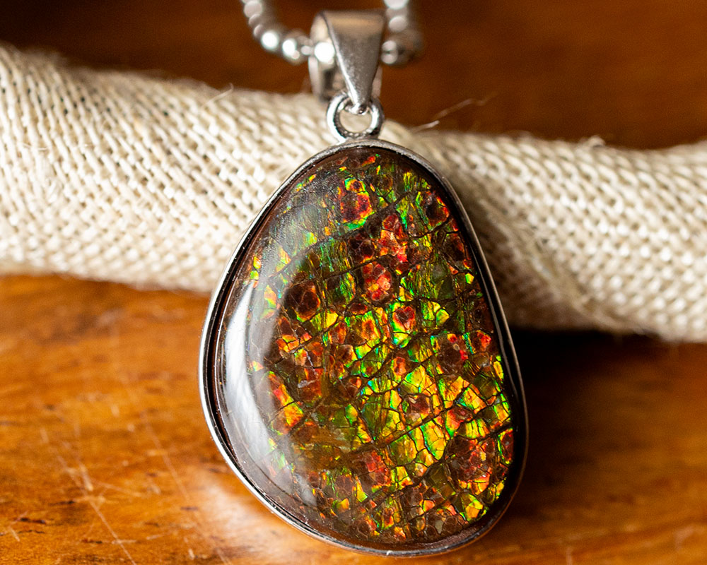 楽天市場】一点物 選べる アンモライト ペンダントトップ マルチカラー