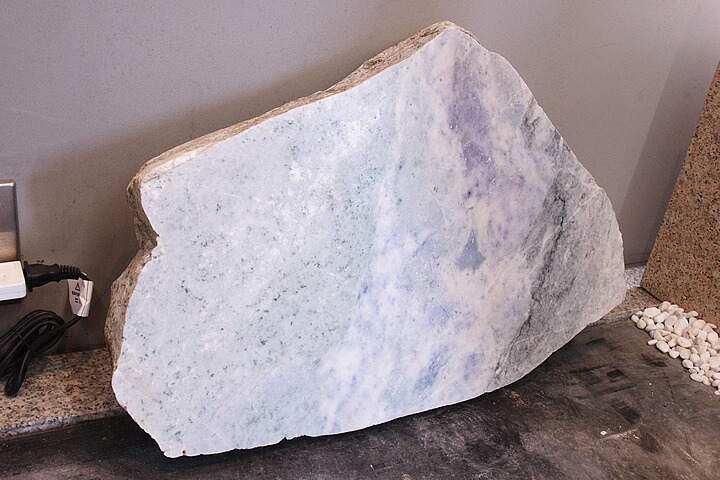 楽天市場】博物館クラス！超レア品ラベンダー糸魚川翡翠原石 特大