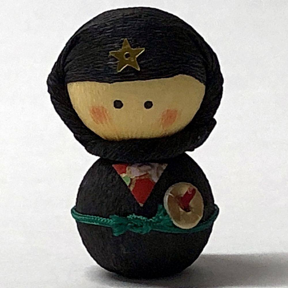 楽天市場】起き上がりこぼし人形 黒忍者縁起物 日本のお土産 民芸品