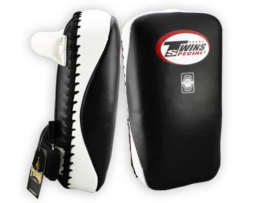 TWINS 赤 キックミット フリーサイズ TWINS 赤 キックミット