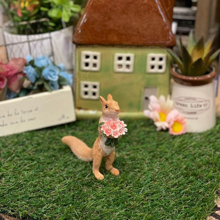 楽天市場】花束 リス りす ミニチュアアニマル 小さな動物の世界
