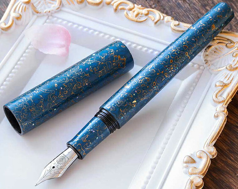 楽天市場】【WA284】【WANCHER】世界樹万年筆 伝統技法 犀皮漆 青上げ