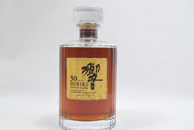 響12年 ウイスキー 700ml 終売品 箱なし 楽天市場】サントリー 響 12年