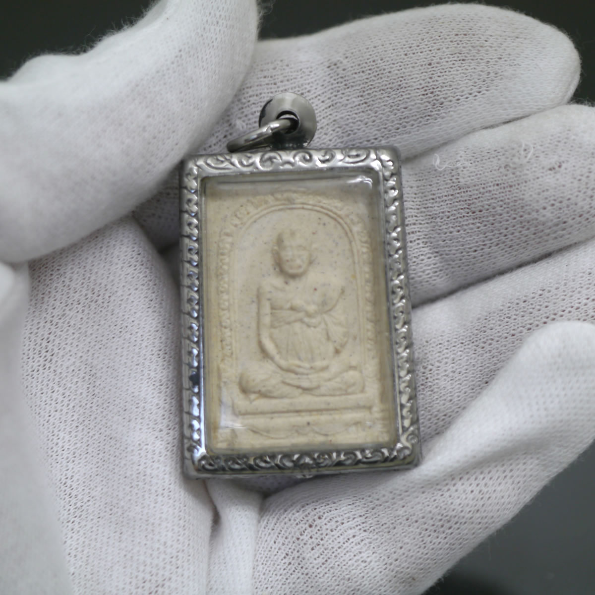 時代手練り陶器小さな小仏プラクルアンタイ国御守時代物上部欠け有り