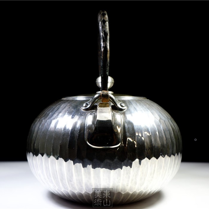 純銀製 秋草之毛彫 湯沸 銀瓶 煎茶道具 純銀製 秋草之毛彫 湯沸 銀瓶