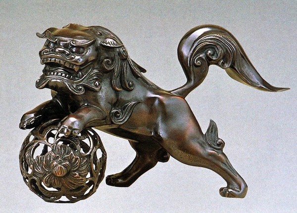 楽天市場】獅子の置物 玉獅子11号 高岡銅器の獅子 送料無料 : 美術工芸