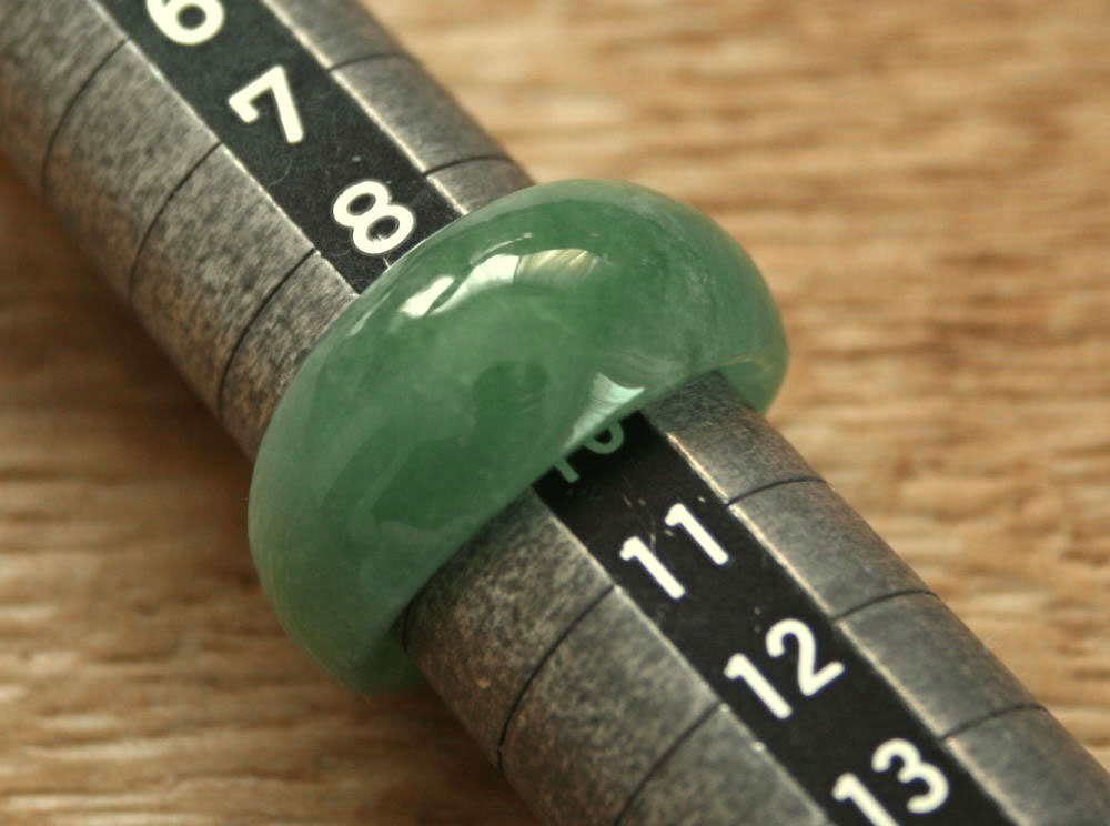 楽天市場】糸魚川翡翠くりぬきリング R00480 元粋 作 9号 糸魚川