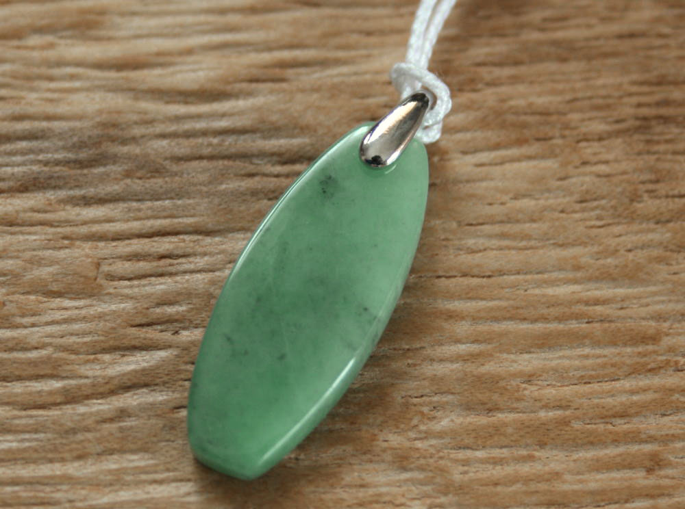 楽天市場】糸魚川翡翠ストラップ S01385 元粋 作 糸魚川 ひすい