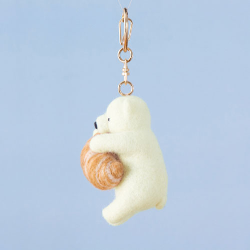 楽天市場】クロワッサンを持ったシロクマのキーホルダー 手作りキット