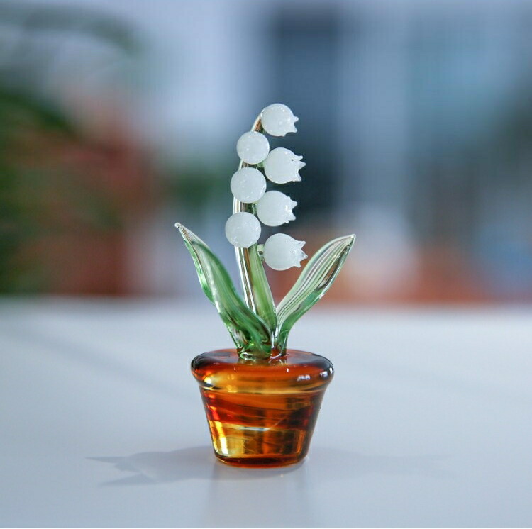 楽天市場】SNSで話題♪ 幸せ運ぶ 鈴蘭 ガラス スズラン ガラス細工