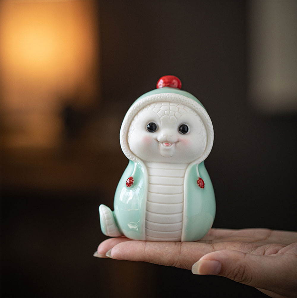 楽天市場】開運祈願 蛇 2025年 縁起もの 新年 ヘビ 陶磁器 蛇の置物 青