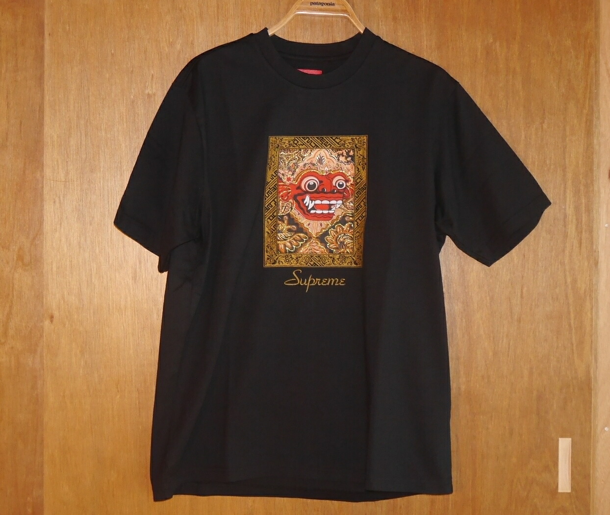 楽天市場】Supreme(シュプリーム) バロンTシャツ Barong Patch S/S Top