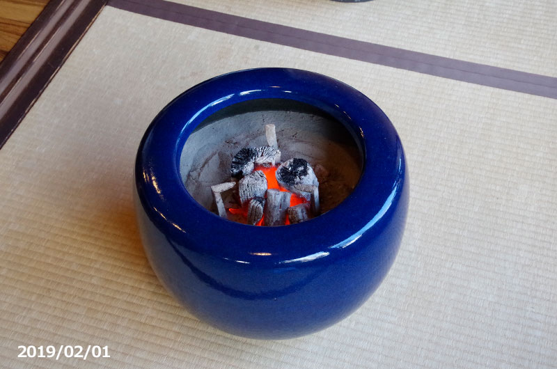 楽天市場】【あす楽対応】 信楽焼 火鉢 生子 13号 【送料無料】【産地