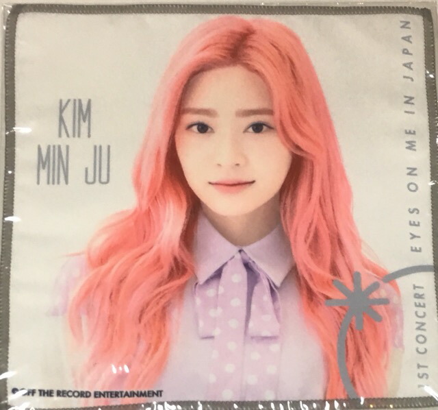 超希少 IZ*ONE 2019 KCON サイン入りタオル 超希少 IZ*ONE 2019