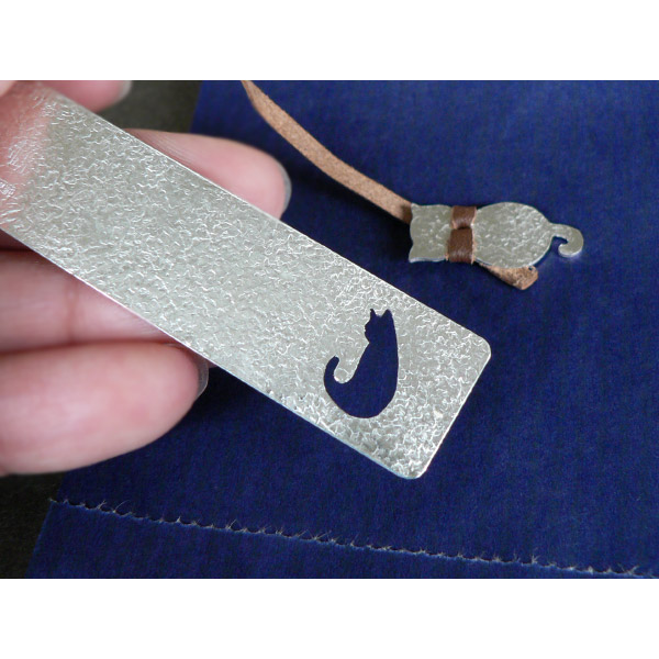 楽天市場】かざりや鐐 kzr-d-001 しおり「猫物語 1匹」メーカー取寄品