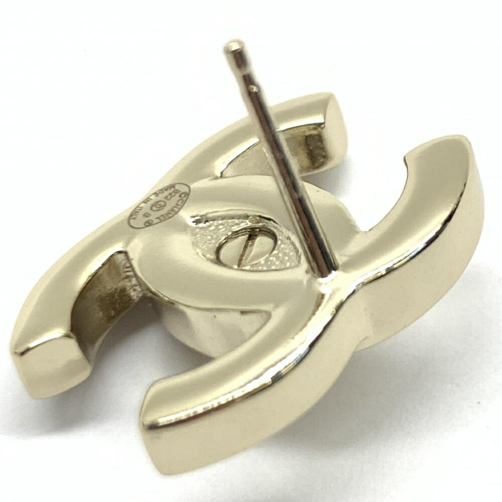 楽天市場】美品 CHANEL シャネル B22 ココマーク ロゴ ピアス ゴールド