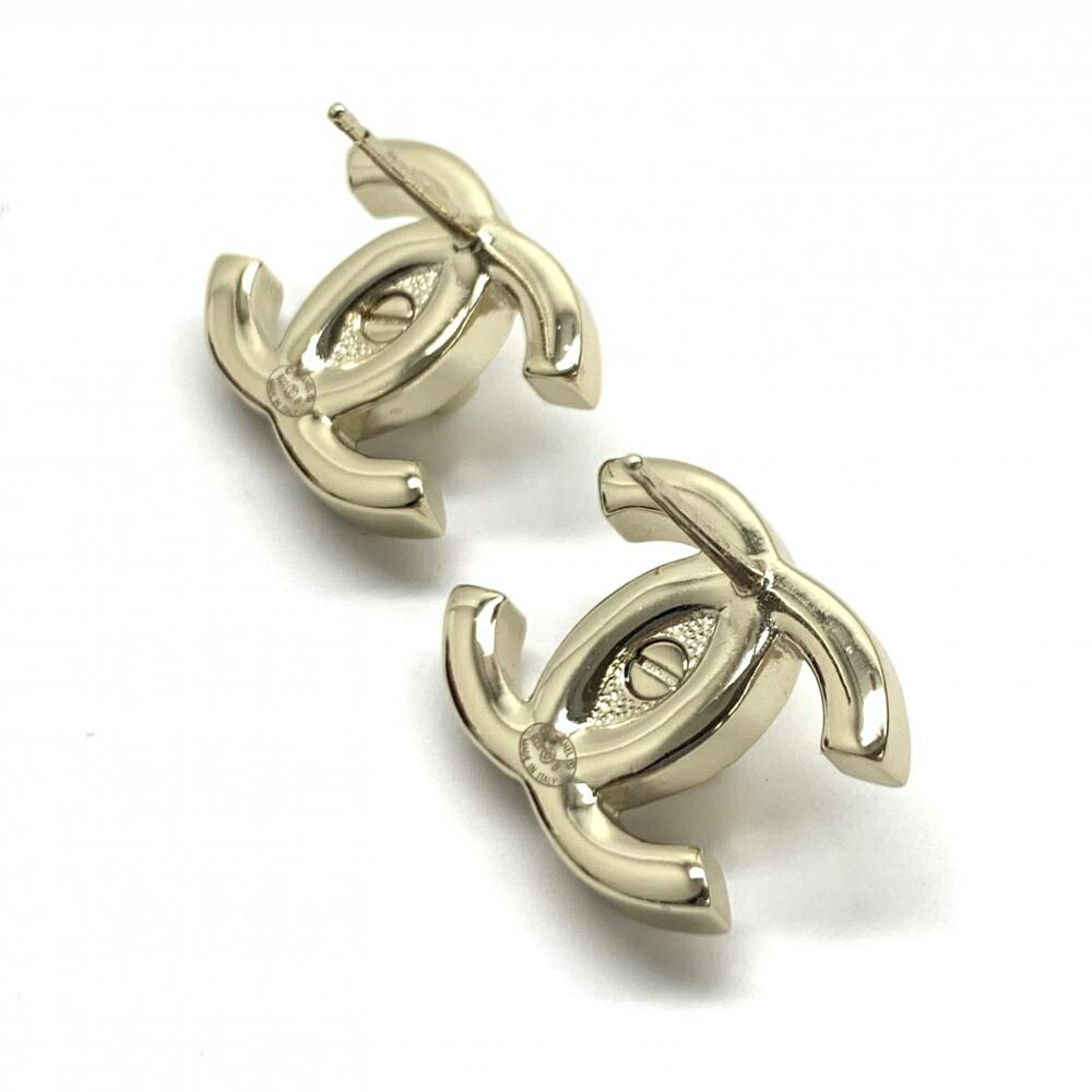 楽天市場】美品 CHANEL シャネル B22 ココマーク ロゴ ピアス ゴールド