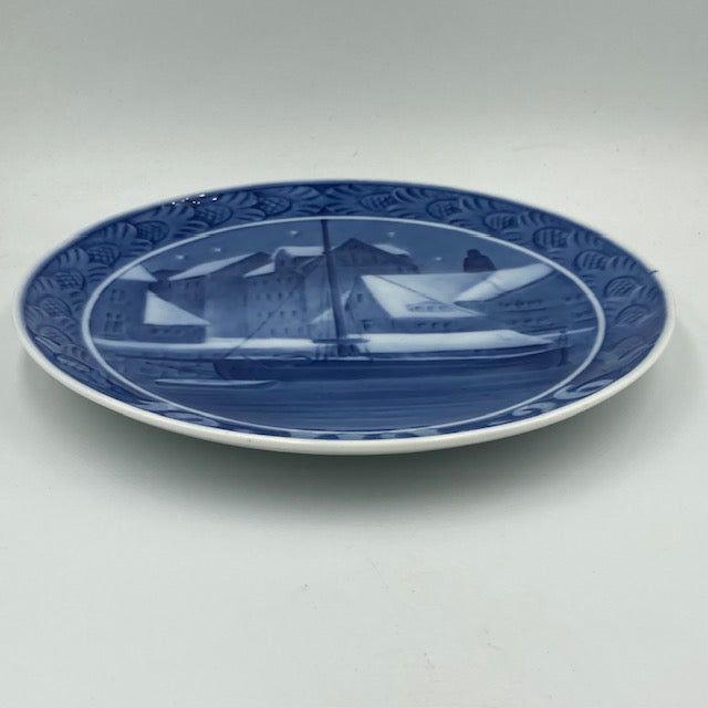 楽天市場】ロイヤルコペンハーゲン イヤープレート 1926年「View of