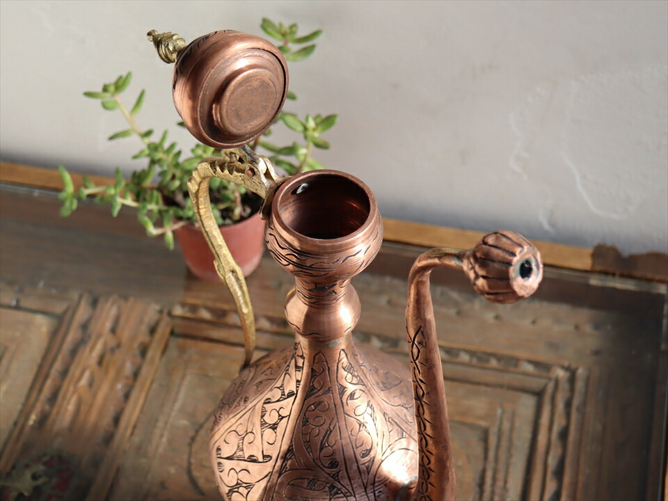 楽天市場】トルコ・銅製の水差し・アンティークブロンズ/高さ36cm