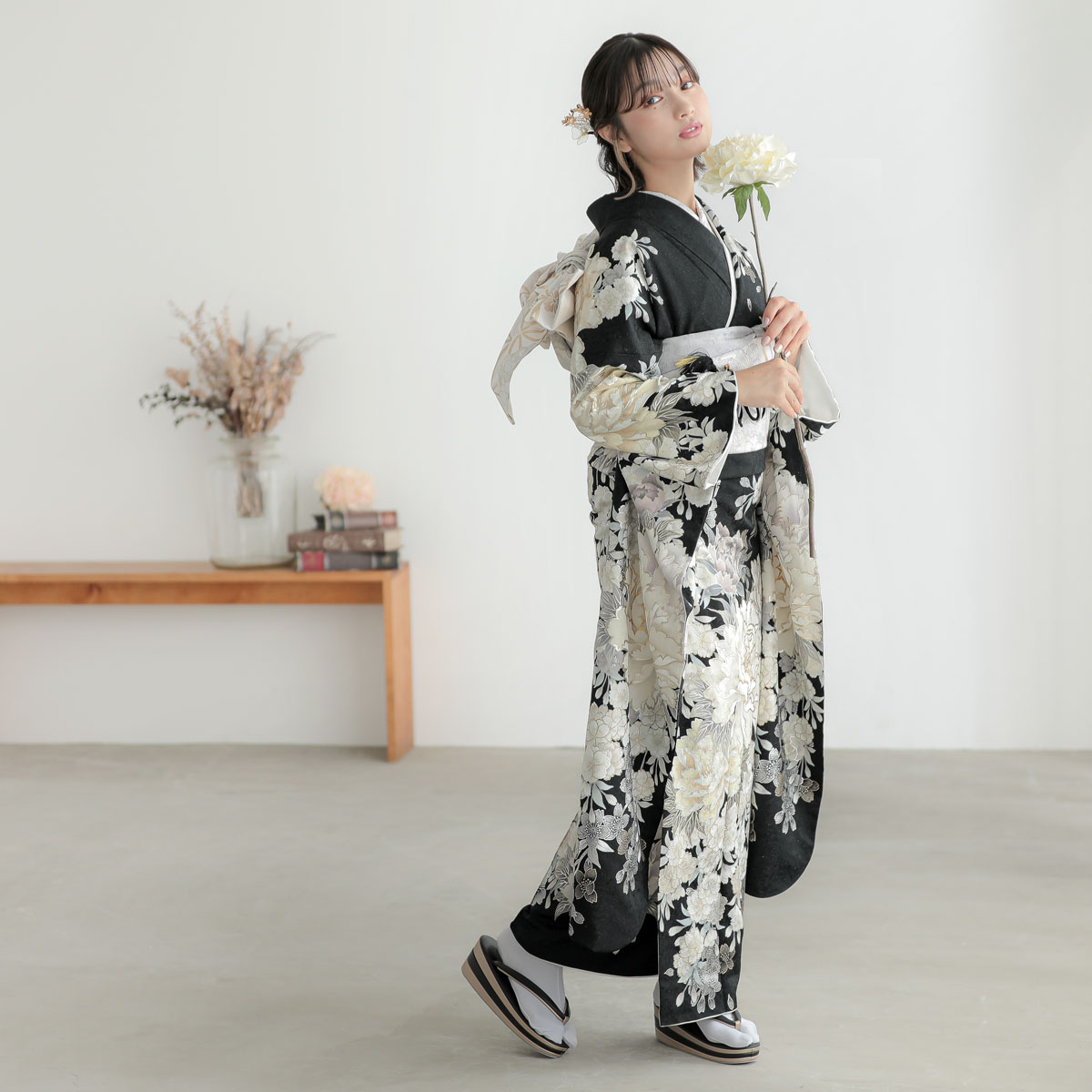 黒ラメゴージャス牡丹に流水の振袖フルセット 黒ラメゴージャス牡丹に流水