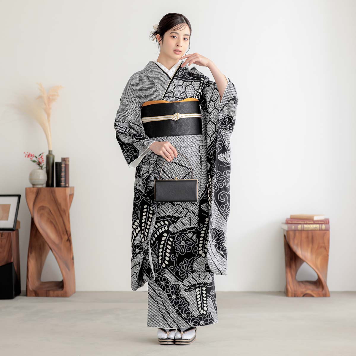 美品 総絞り 黒地 花模様 珍品 逸品 振袖 フルセット 振り袖 楽天市場