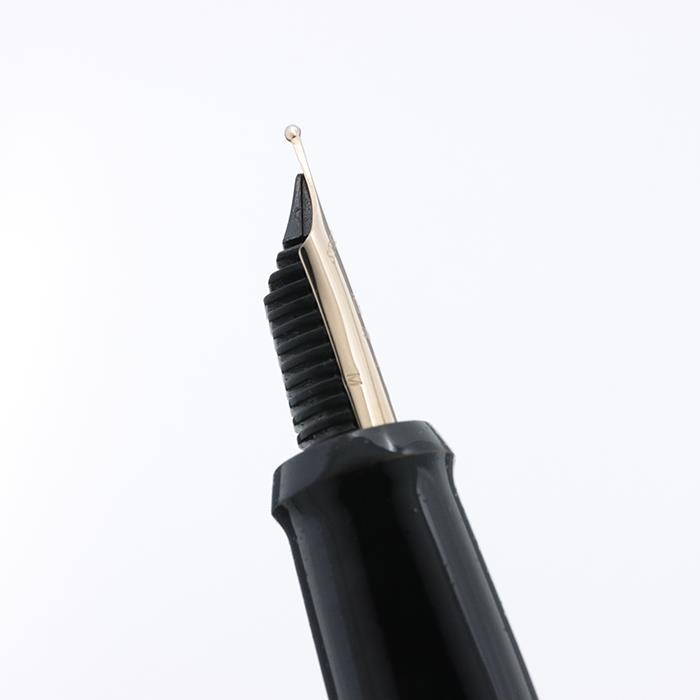 超美品 大橋堂 尻細型 太軸 手作り万年筆 エボナイト 漆 14金 細字