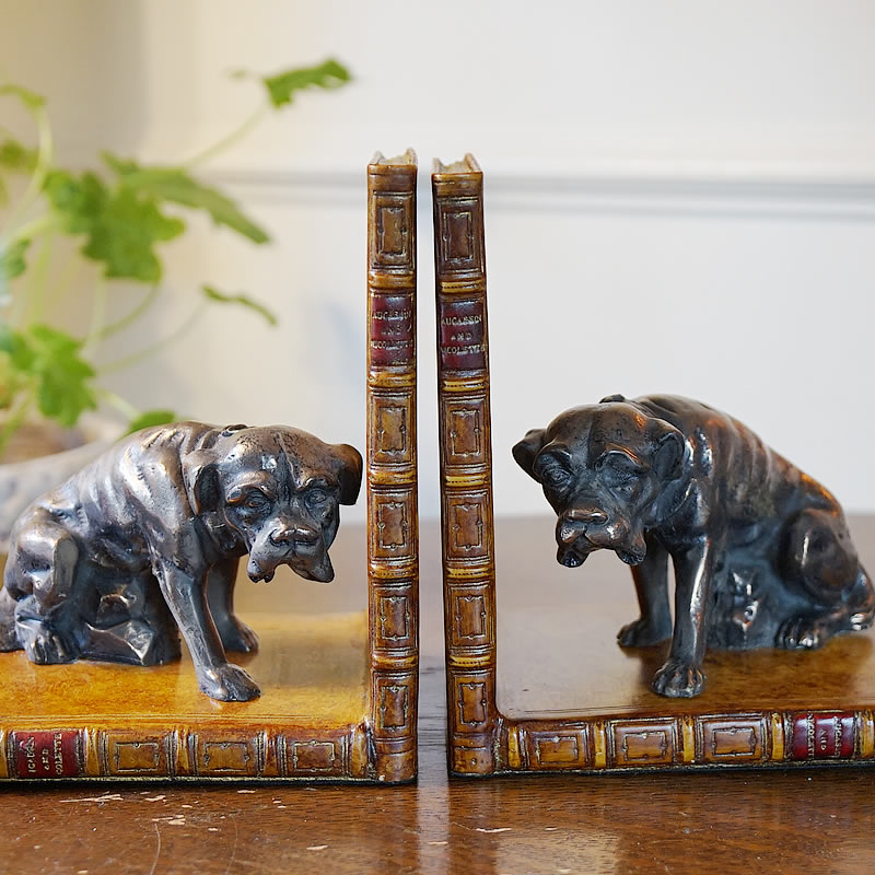 ブックエンド サイ 木彫 アンティーク レトロ 動物 アニマル Wooderful