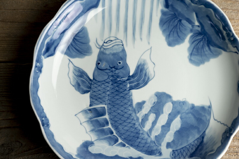 楽天市場】骨董○古伊万里染付鯉滝登り図大皿○ | 江戸後期-19世紀頃