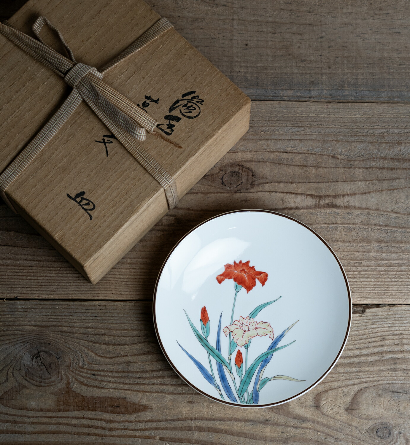 古伊万里 元禄伊万里 藍柿右衛門 中皿 No.5 古美術 古道具 アンティーク 楽天市場】 ◇ 古伊万里 > 柿右衛門様式 : 三浦古美術WEB