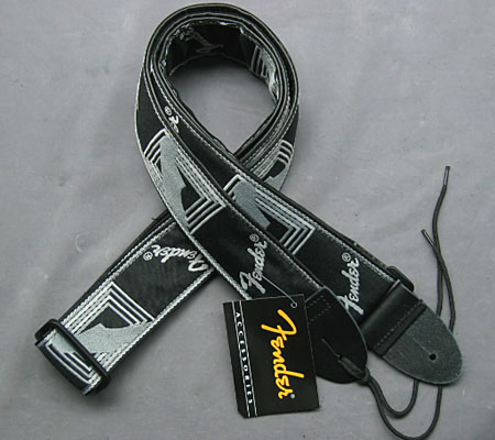 グレーエレキギター fenderギターストラップ付き（値段交渉受け付け