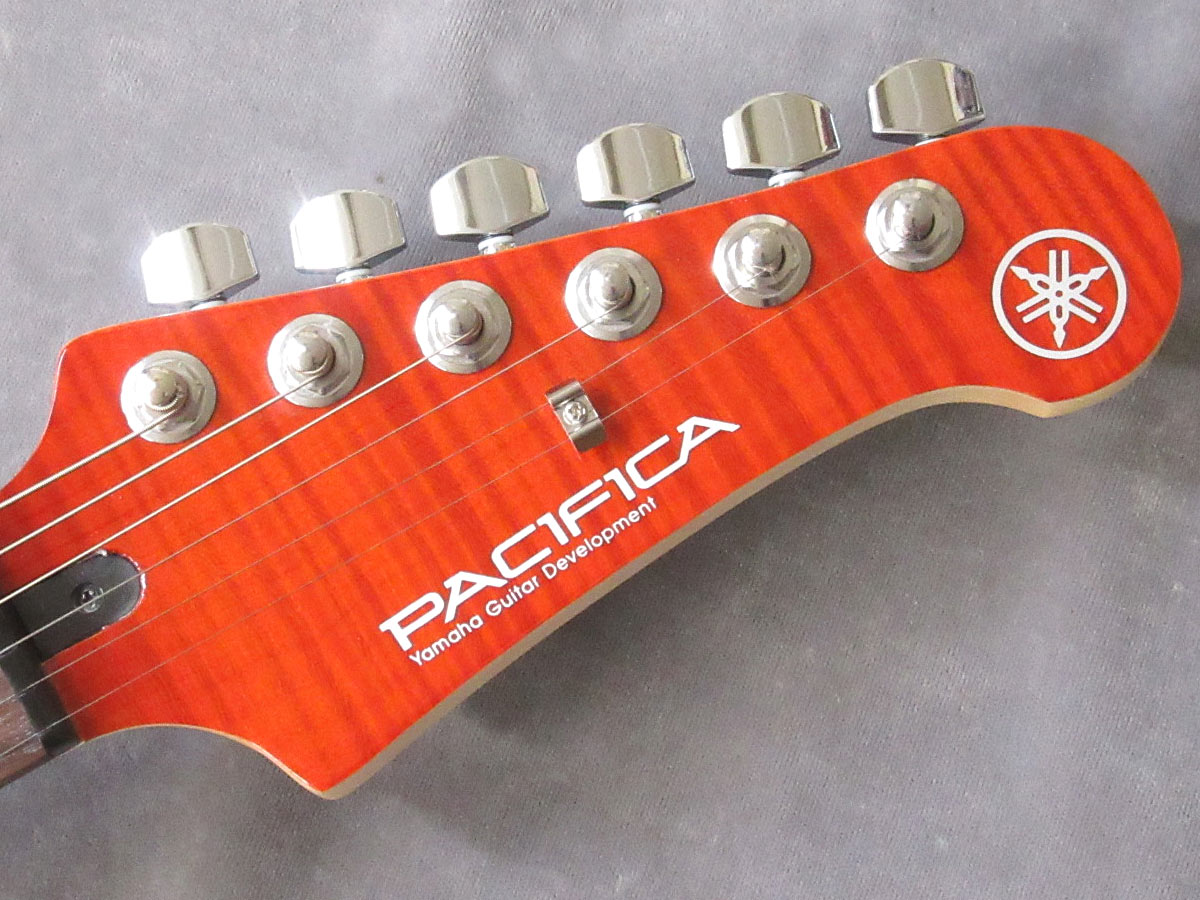 楽天市場】YAMAHA PACIFICA PAC212VFM CMB【クリップチューナー