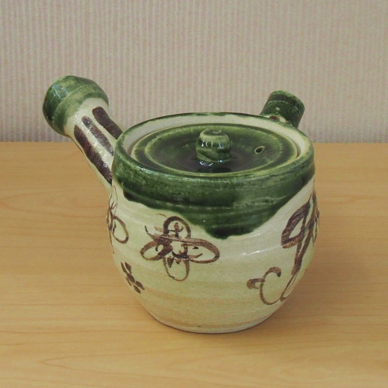 楽天市場】急須 日本製 塩草窯 織部まどつる急須 瀬戸焼 ( 赤津焼