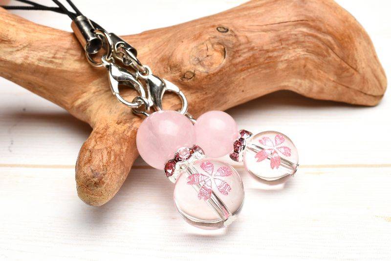 楽天市場】桜彫刻 本水晶 ローズクォーツ ひょうたんストラップ 12mm