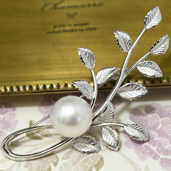 楽天市場】15mm 白蝶真珠 ボタニカル ブローチ 品よく華やかなワン