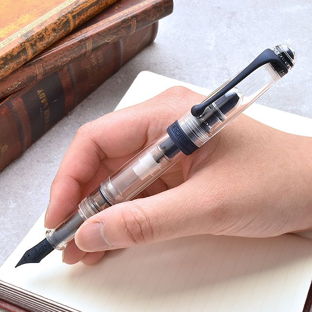 楽天市場】アウロラ 万年筆 限定品 トリロビッティ・コバルト