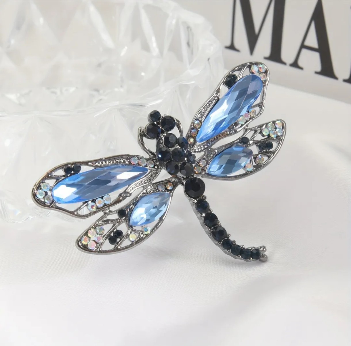 楽天市場】珍しい蜻蛉(トンボ)のブローチ とんぼ 送料無料 パーティ