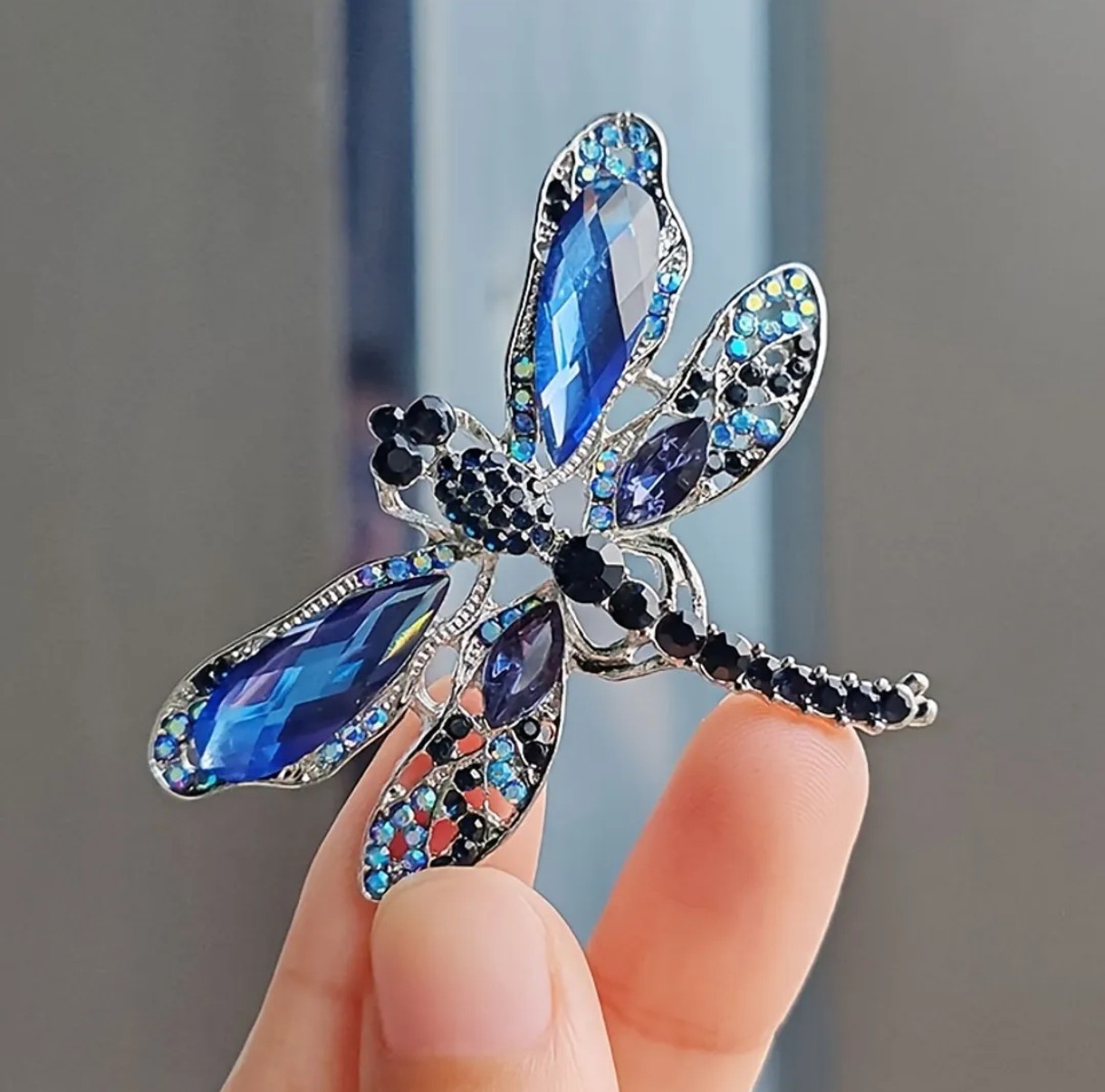 楽天市場】珍しい蜻蛉(トンボ)のブローチ とんぼ 送料無料 パーティ