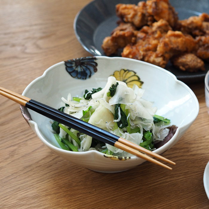 楽天市場】九谷青窯 横井佳乃 色絵八重花 7寸輪花鉢 / 九谷 和食器