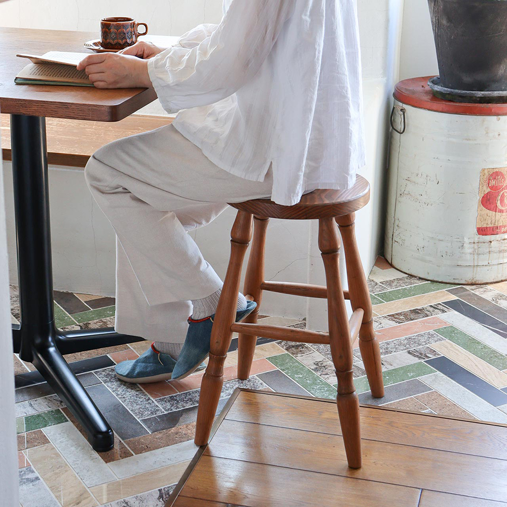 キャトル・セゾン サクラ材 トレイテーブル サイドテーブル 花台 北欧