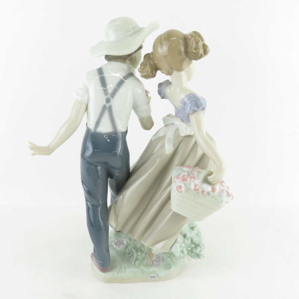 楽天市場】美品 LLADRO リヤドロ 5292「恋の花が咲く」 フィギュリン